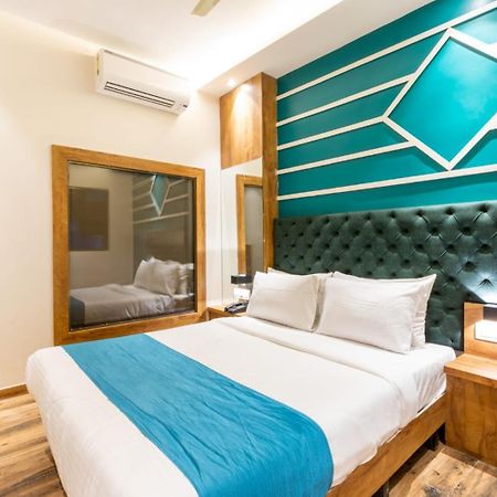 Prince Hotel Mumbai Exterior foto