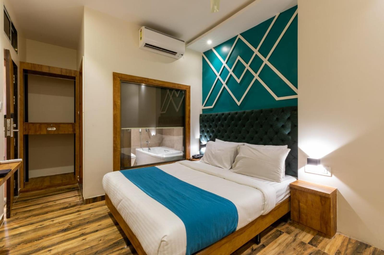 Prince Hotel Mumbai Exterior foto